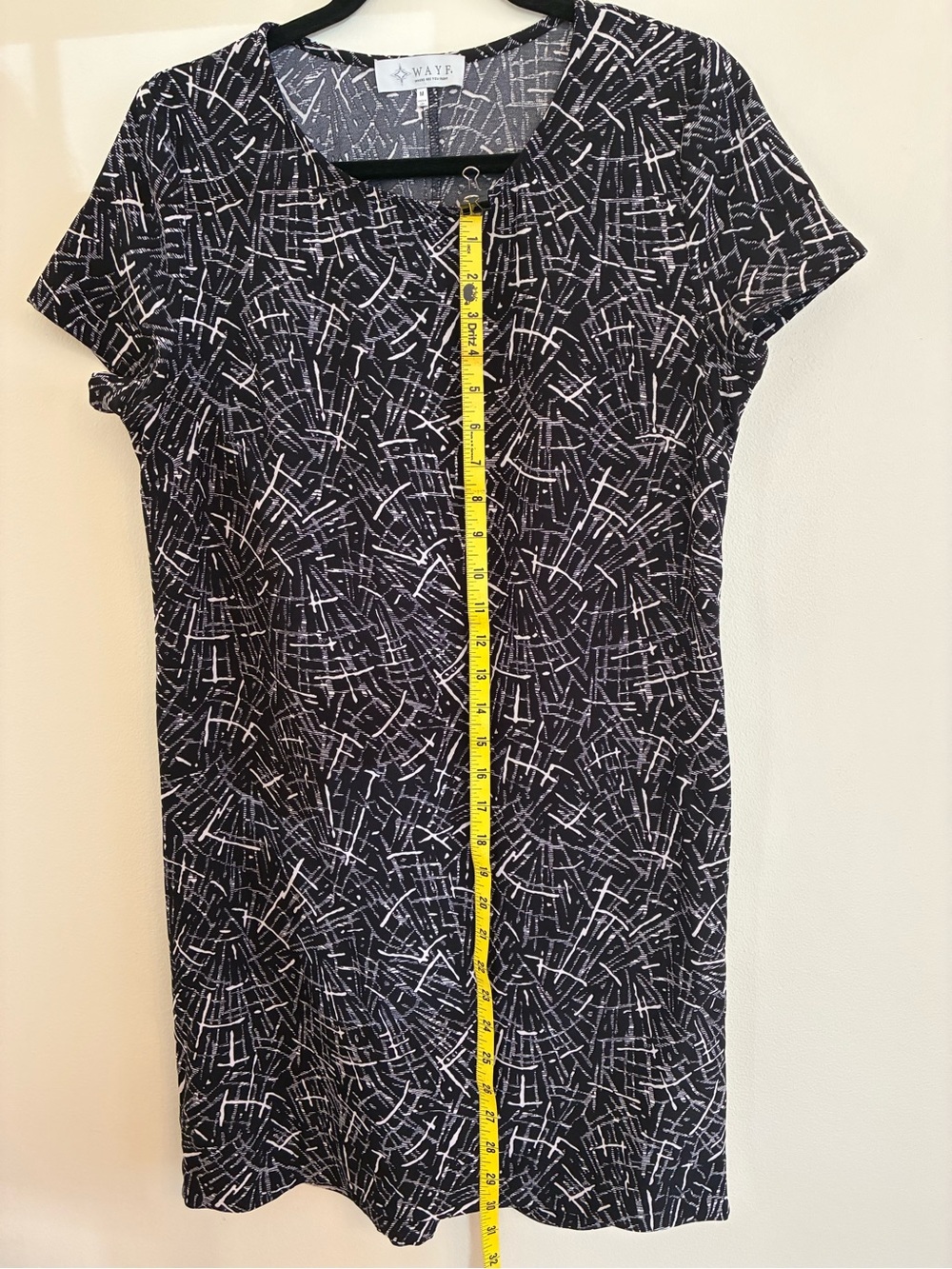 WAYF Black Patterned Short Sleeve Dress Medium